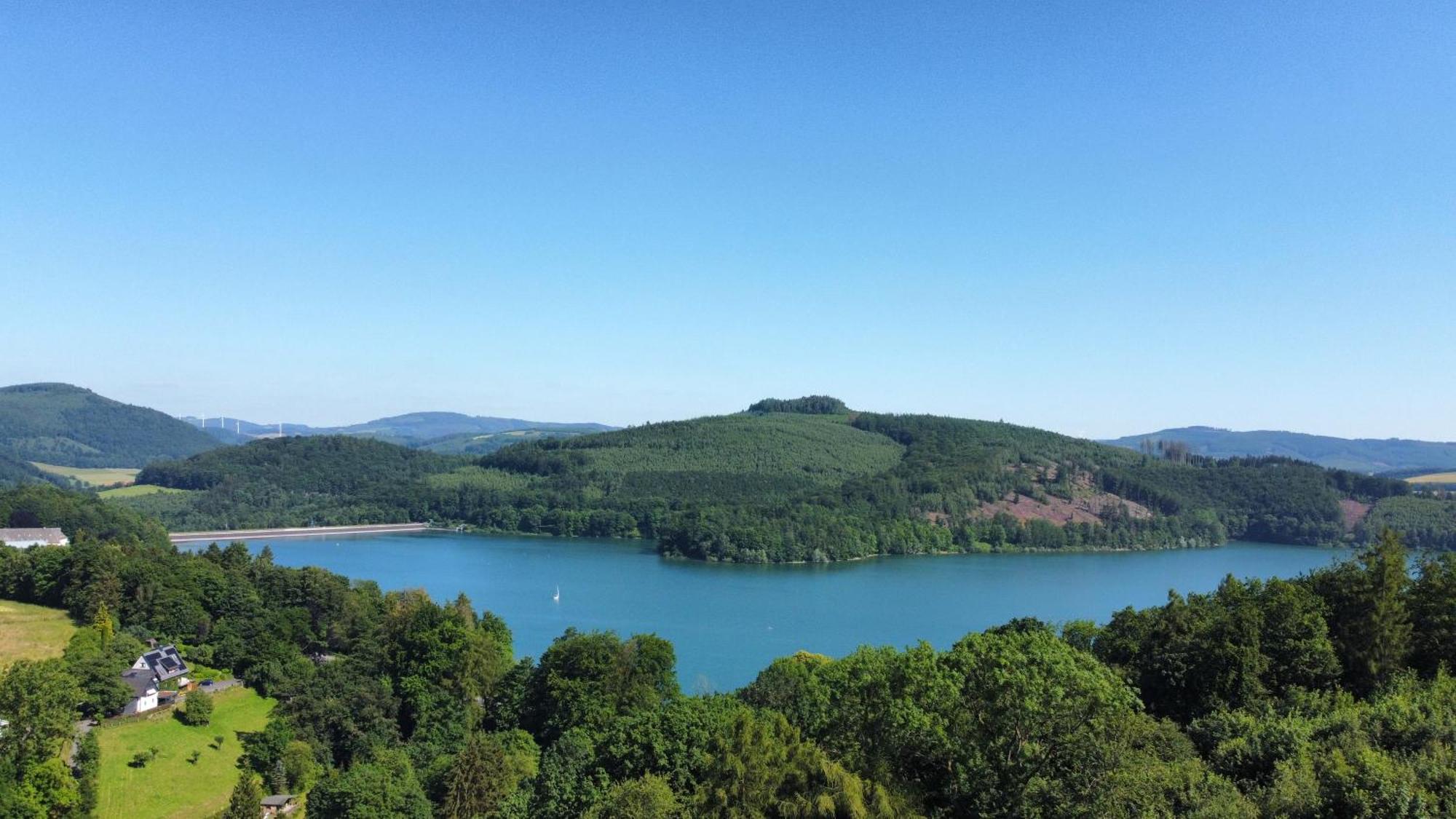 Ferienhaus Berghausen Am Hennesee เมสเชอเดอ ภายนอก รูปภาพ