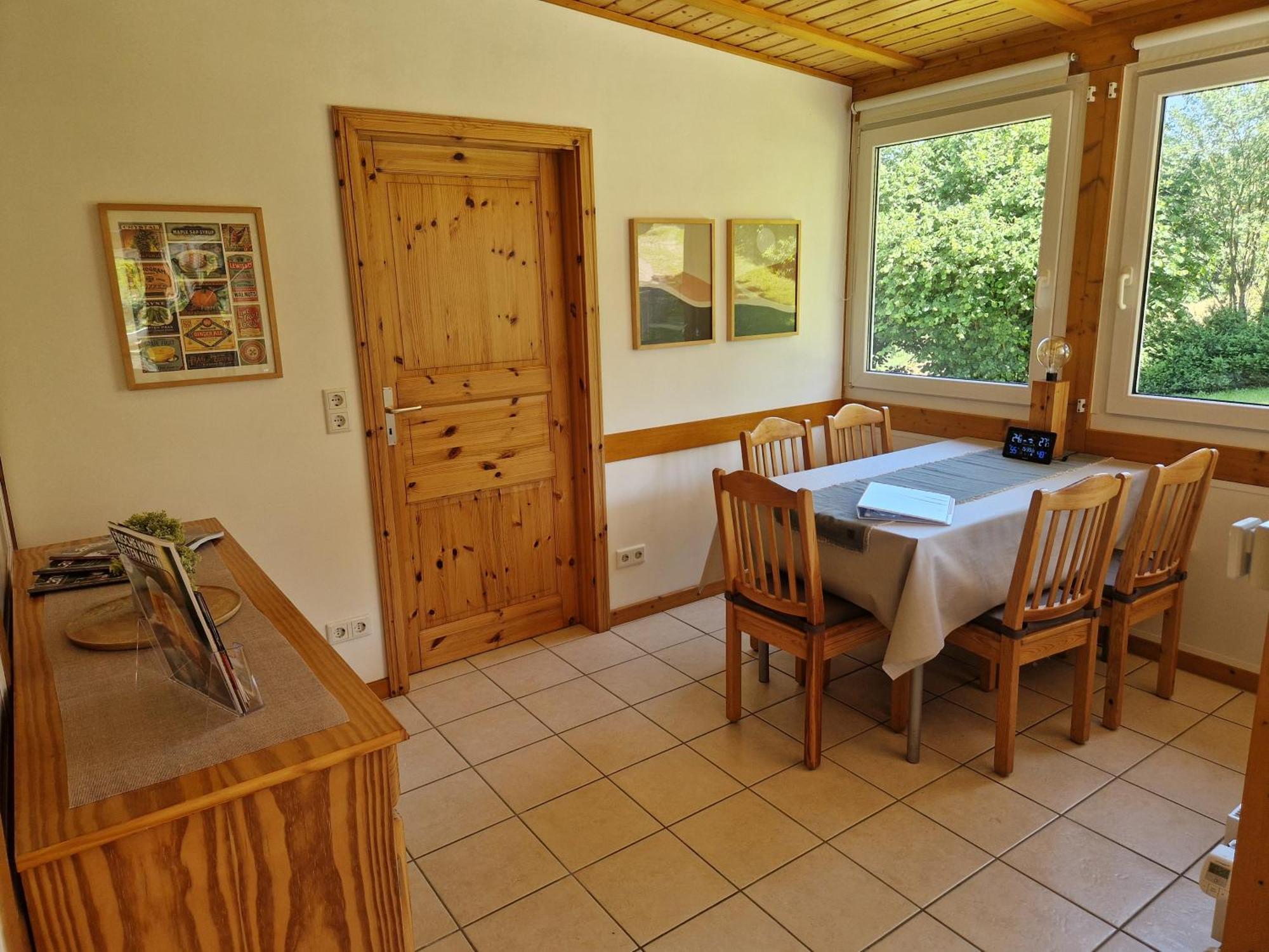 Ferienhaus Berghausen Am Hennesee เมสเชอเดอ ภายนอก รูปภาพ